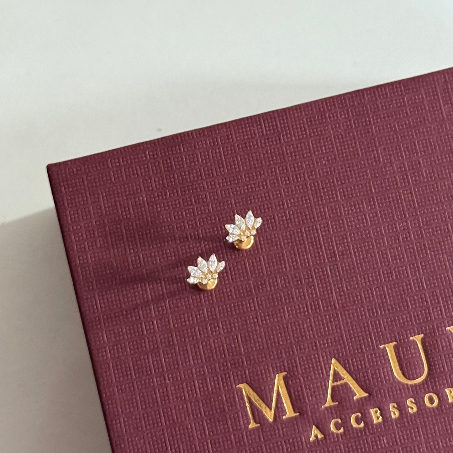 FLORENCE STUDS (PAIR)