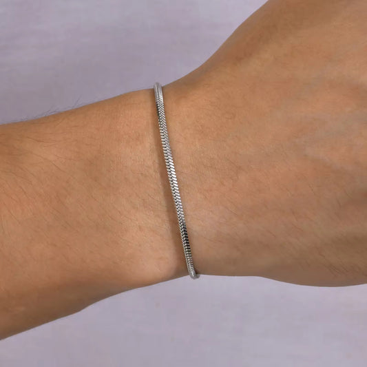 THIN SNAKE CHAIN BRACELET