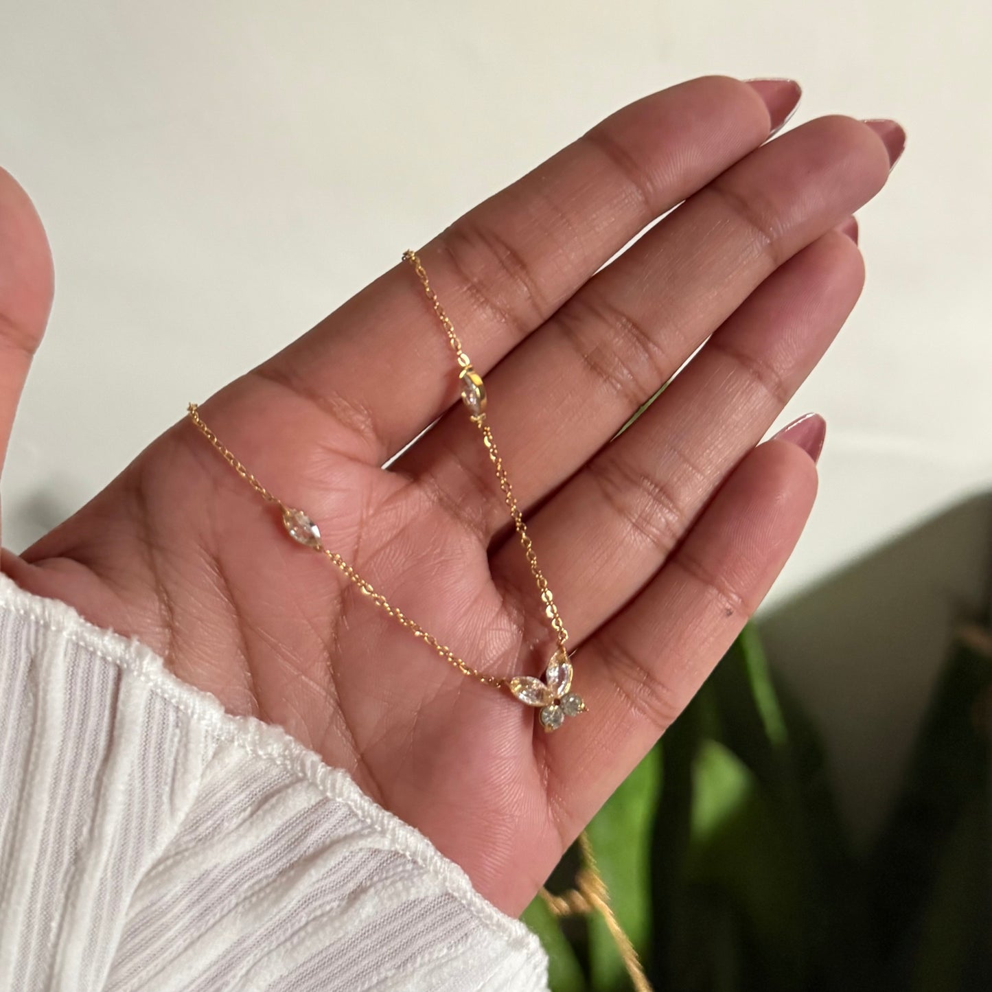 NABI NECKLACE