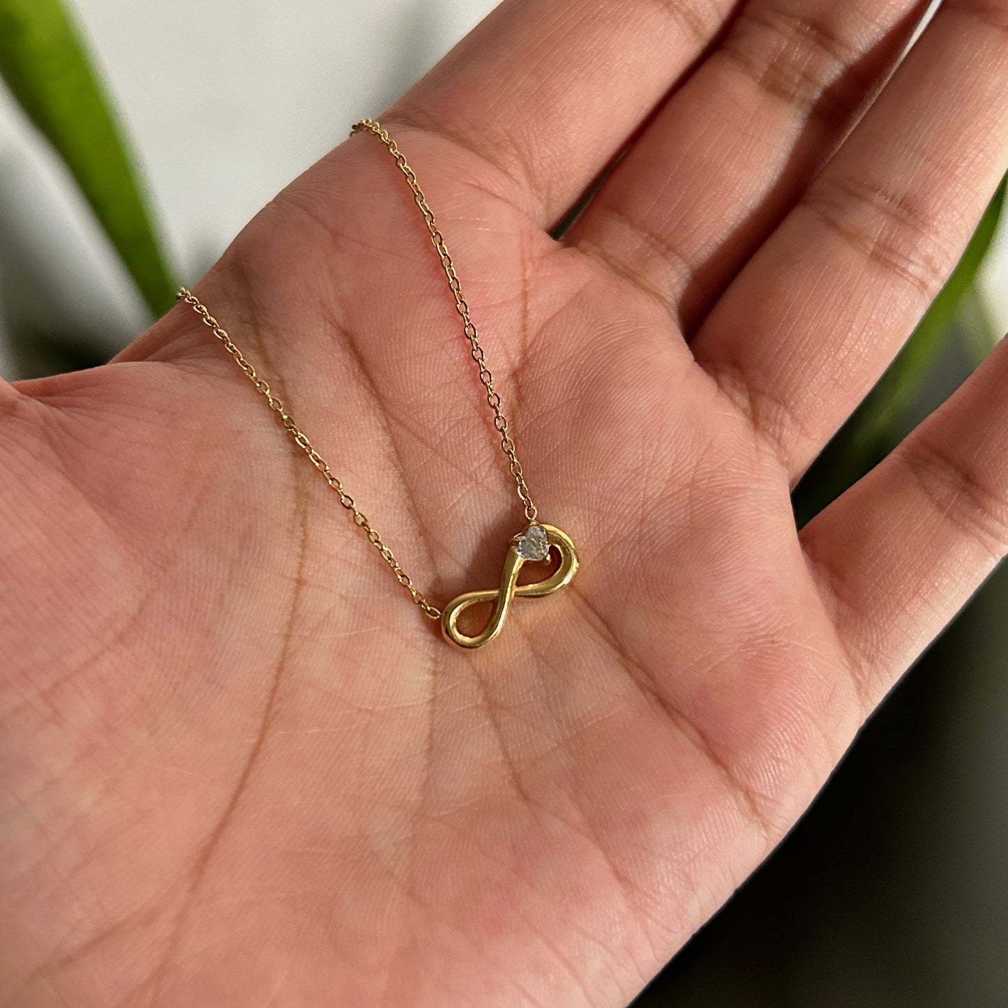 INFINITY NECKLACE