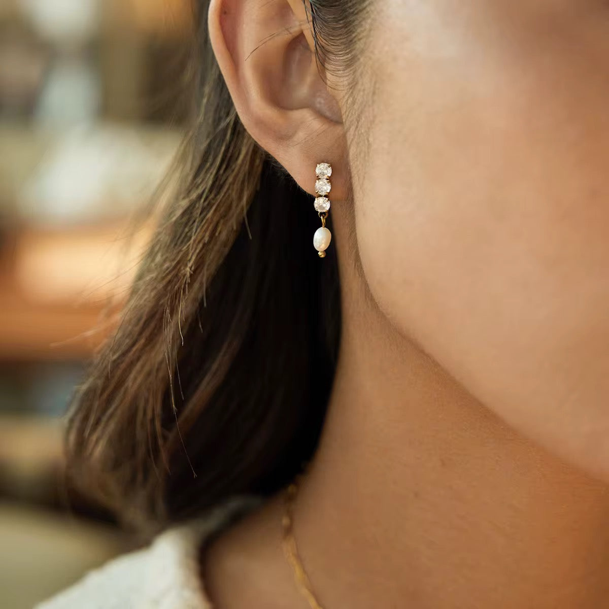 SERIS EARRINGS