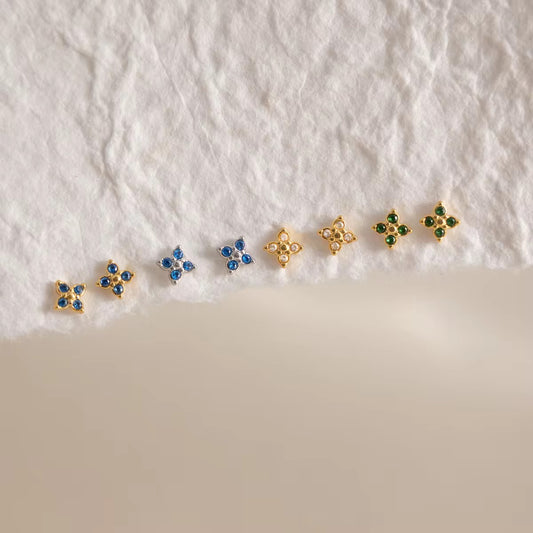 CLOVER STUDS