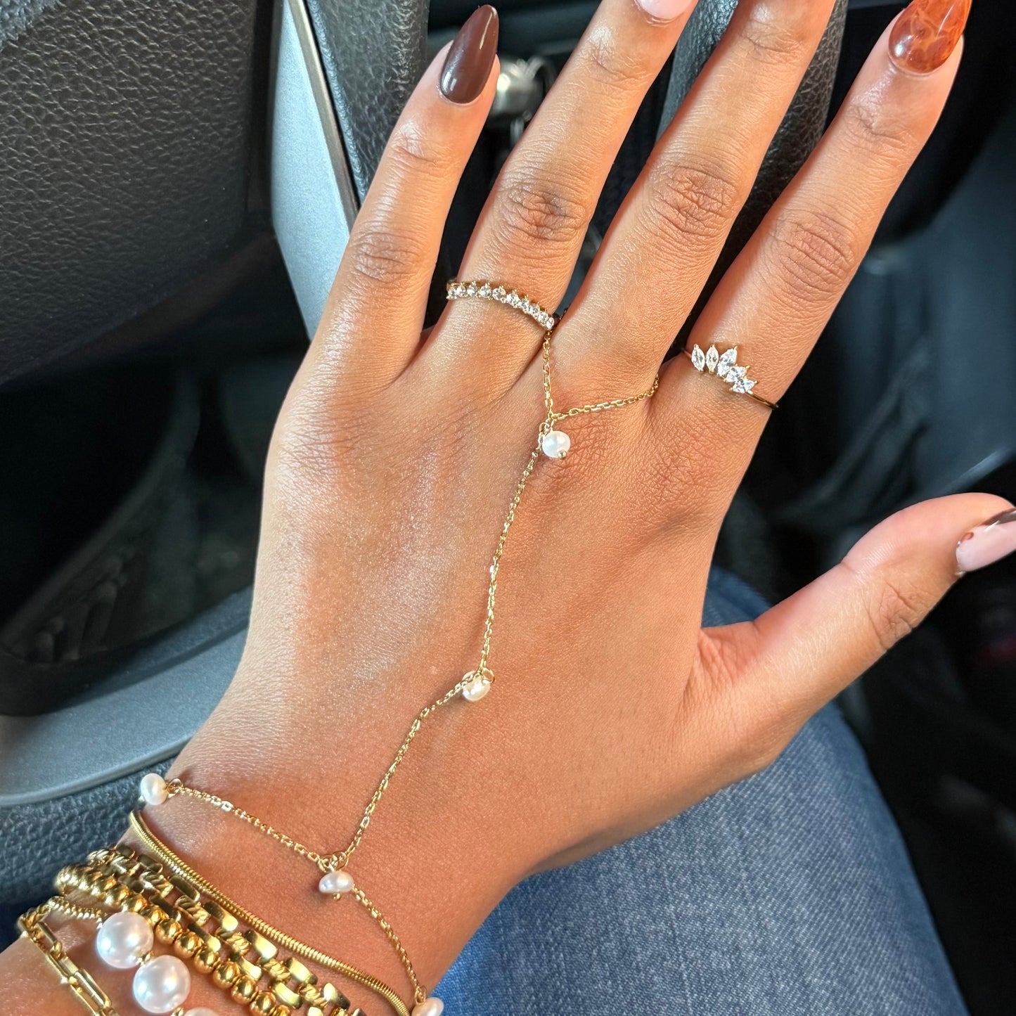 ARELY HANDCHAIN