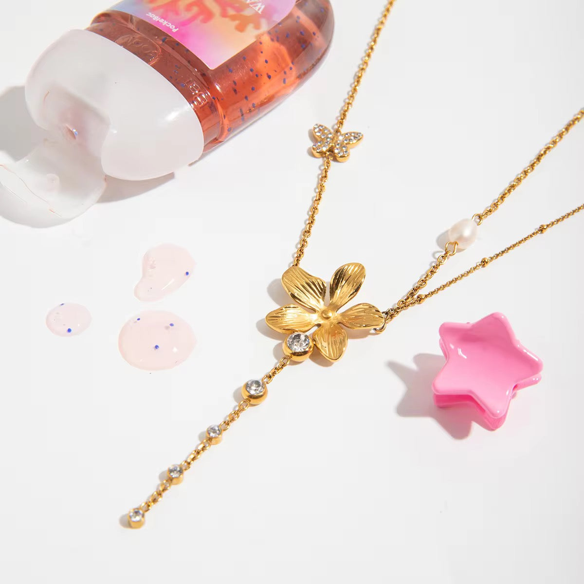 FLORIS NECKLACE