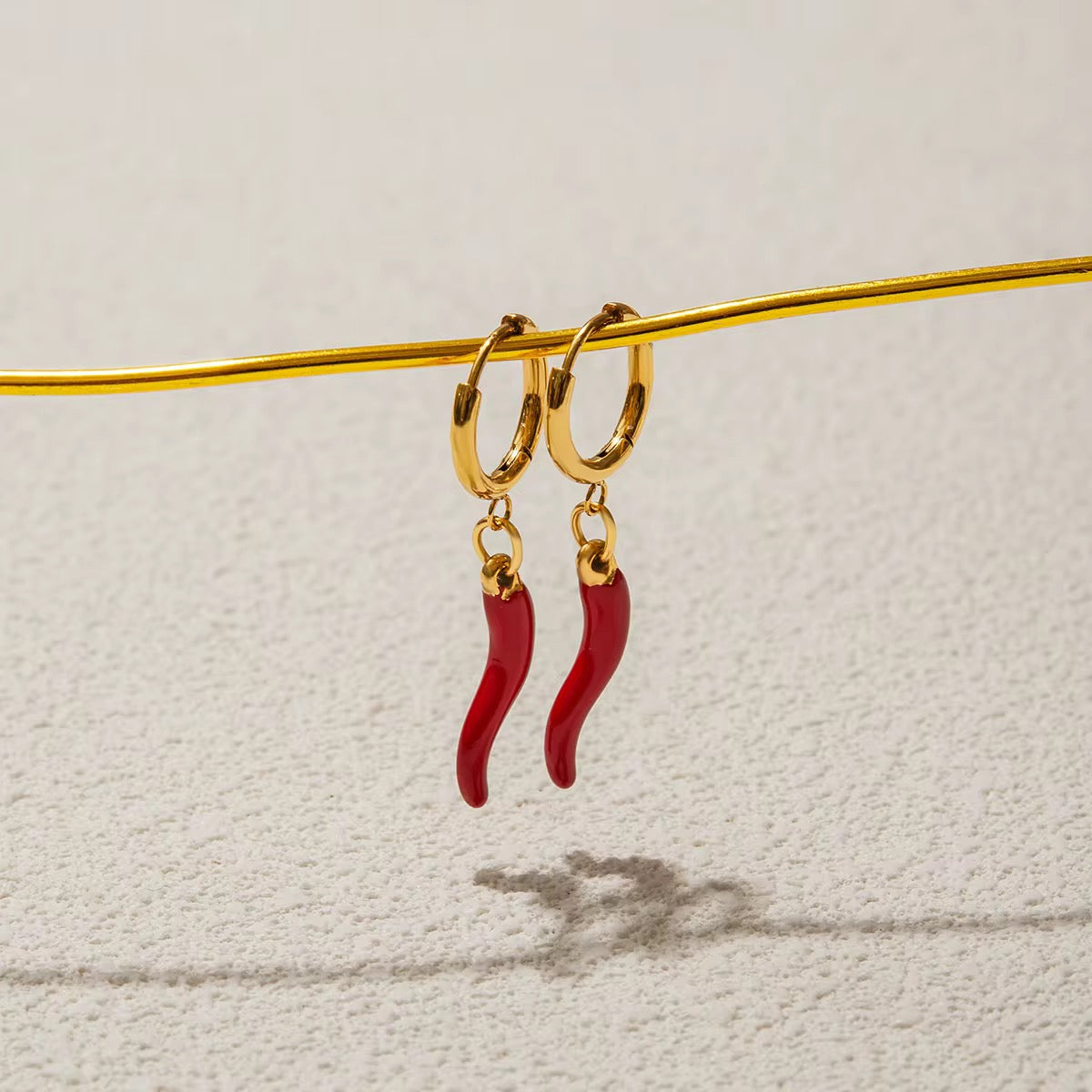 CHILLI EARRINGS