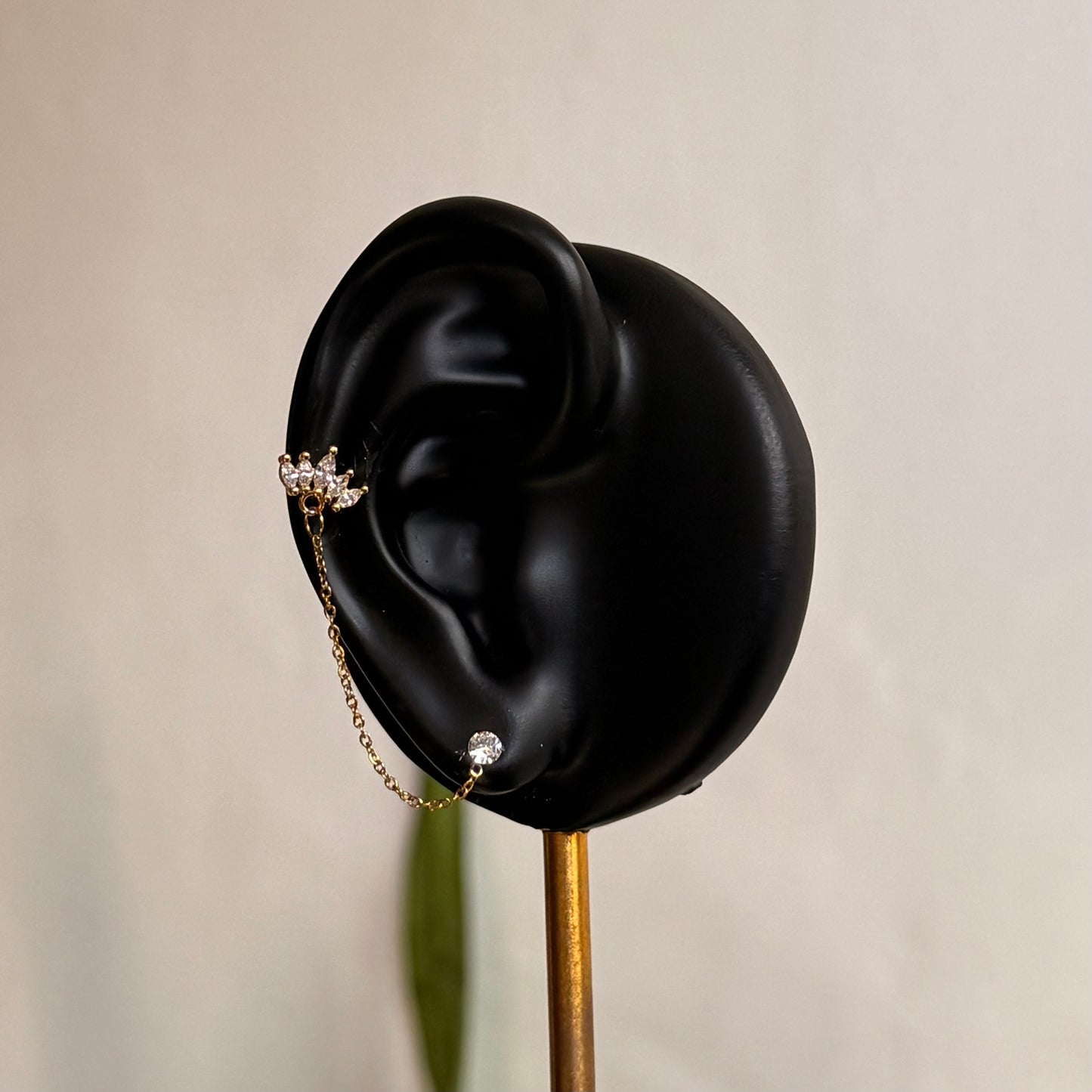 FREYA STUDS (Single)