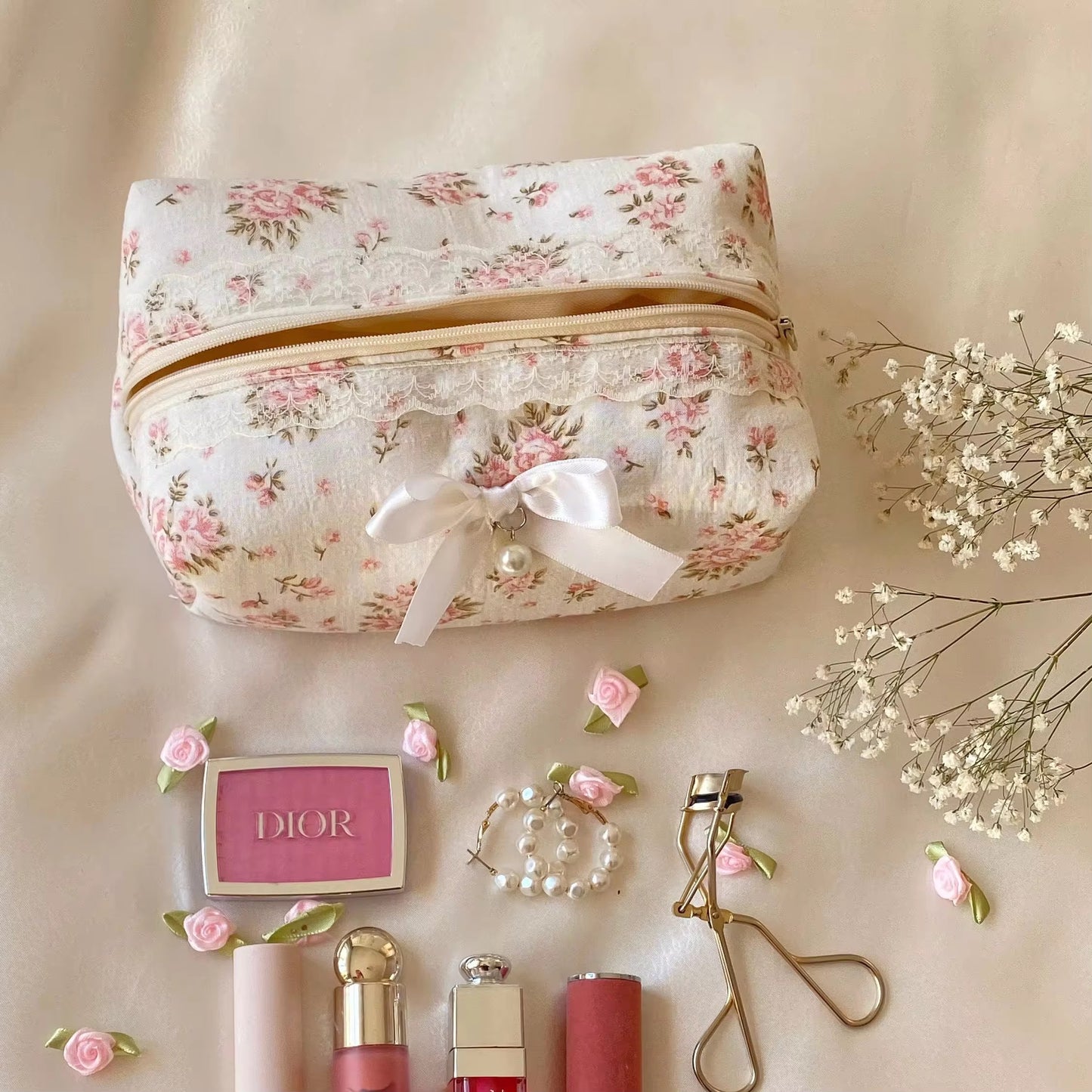 BEIGE BOW POUCH