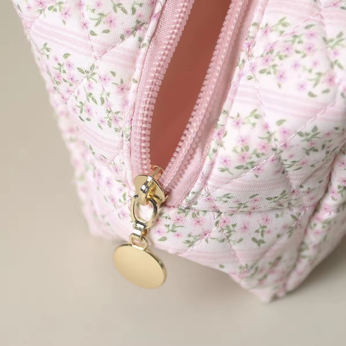 BLOSSOM POUCHES