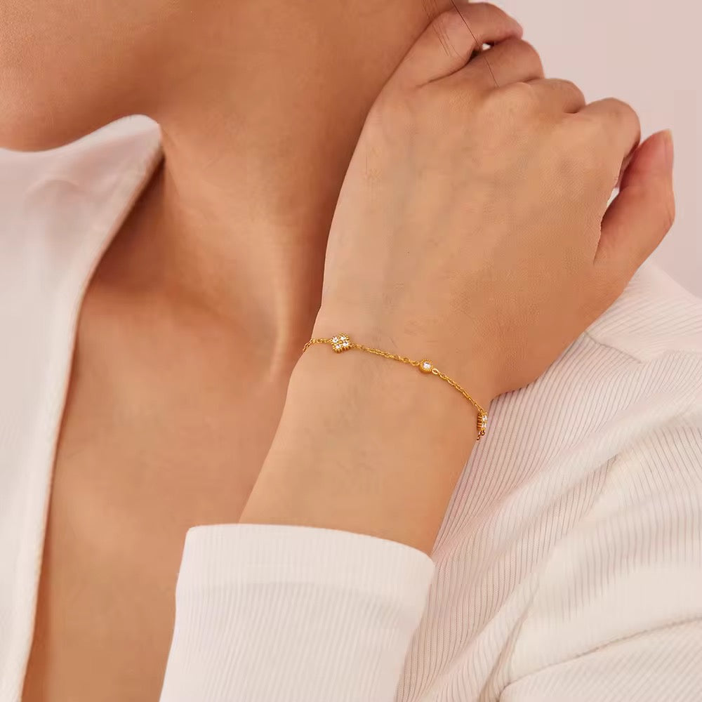 ELORIA CLOVER BRACELET