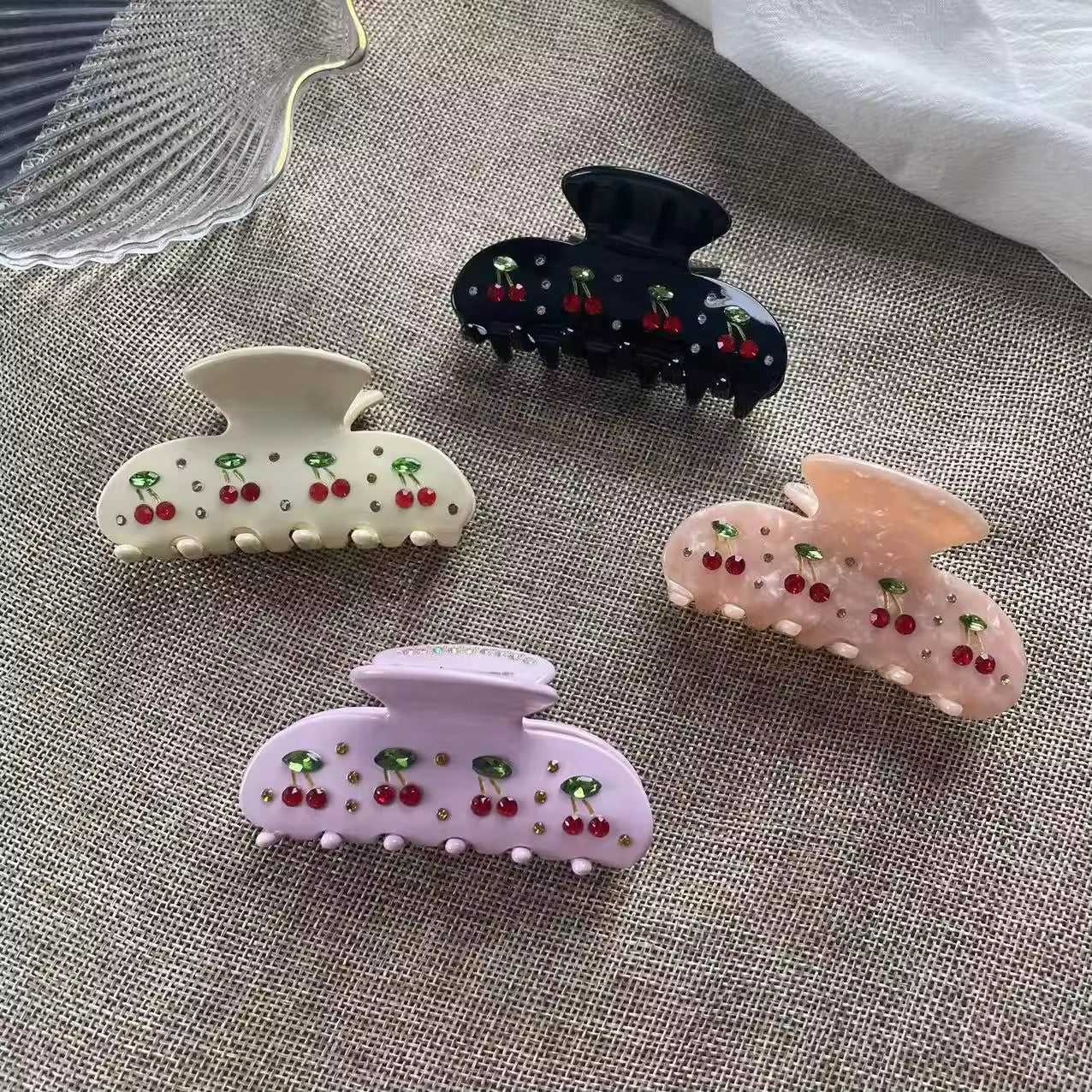 CHERRY PEACH CLAW