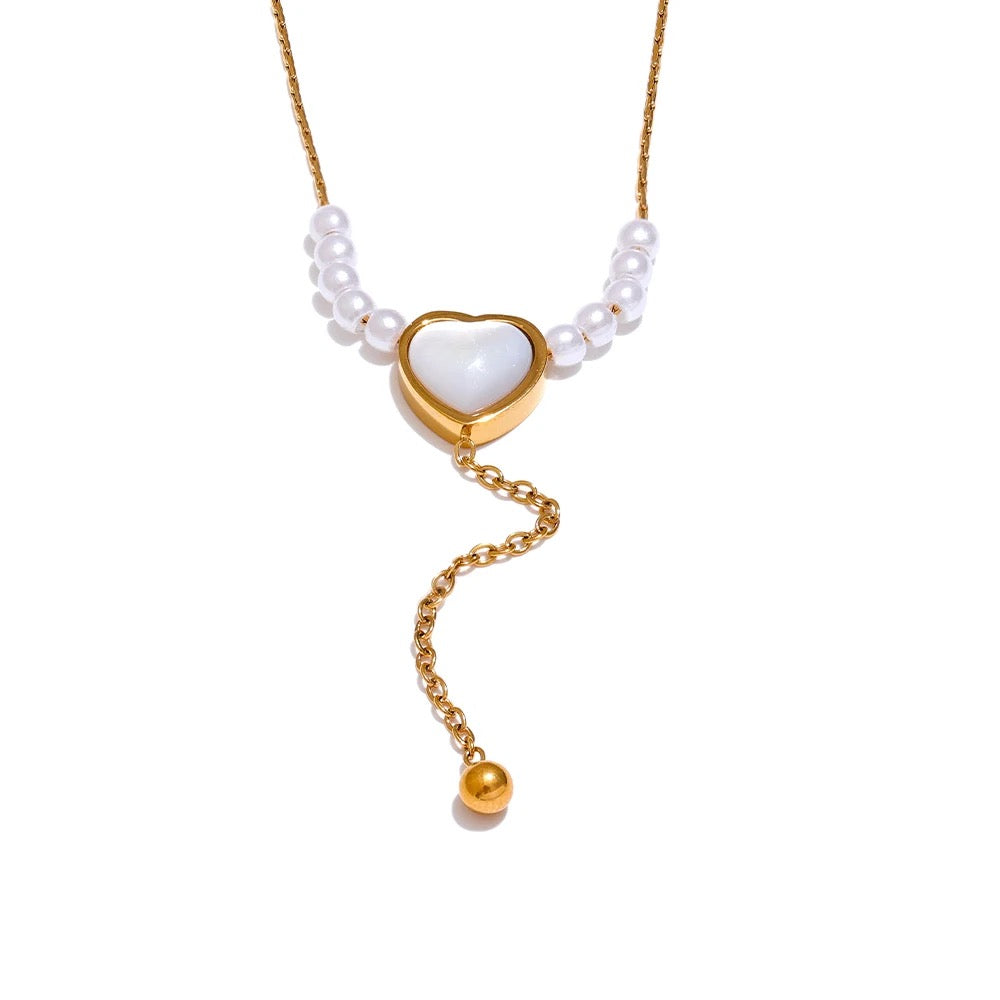 SWAN NECKLACE