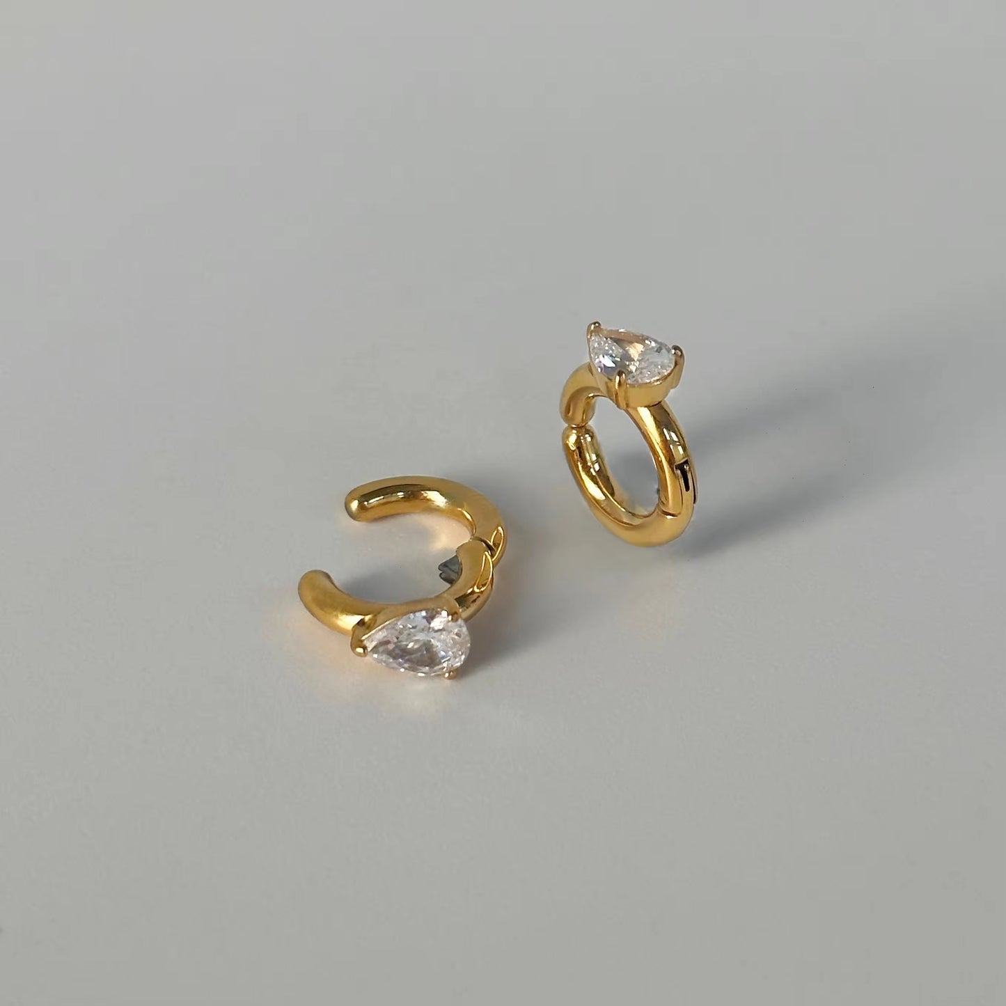 ALINA NO PIERCING EARRINGS