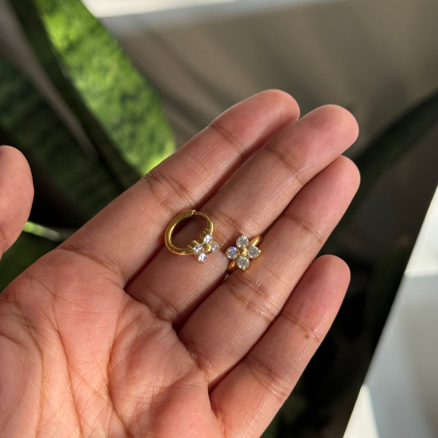 VIENNA EARRINGS