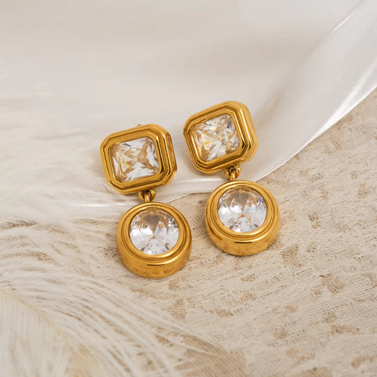 CHLOE EARRINGS ( WHITE)