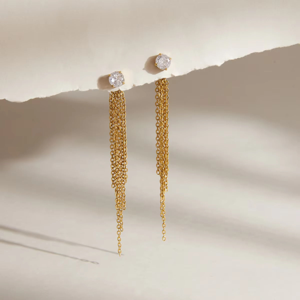 OLINA EARRINGS