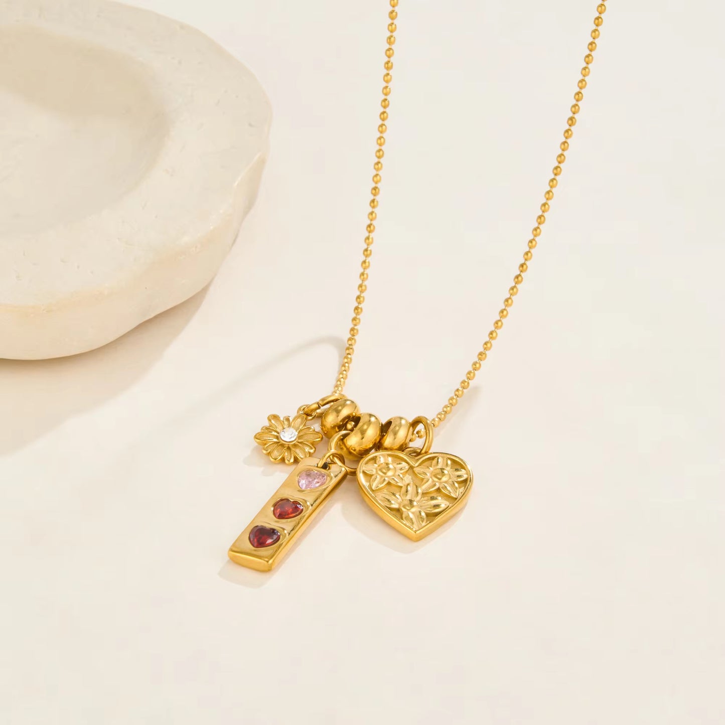 ARIANE NECKLACE