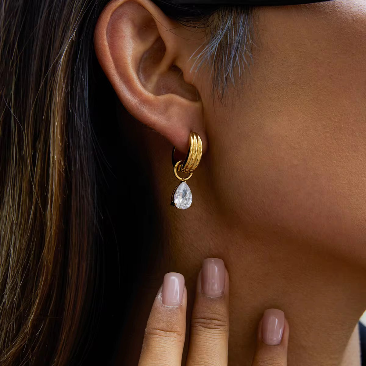LUVIA EARRINGS