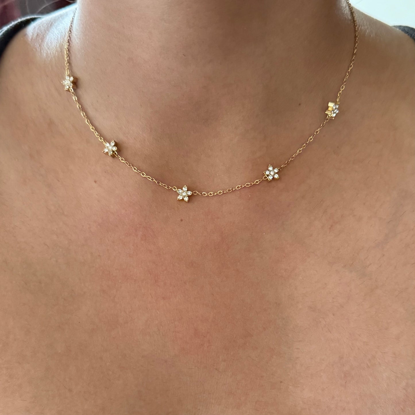 PEONY NECKLACE