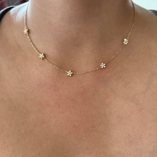 PEONY NECKLACE
