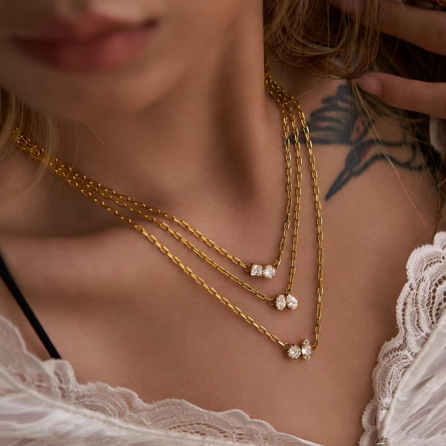 LUNELLE NECKLACE