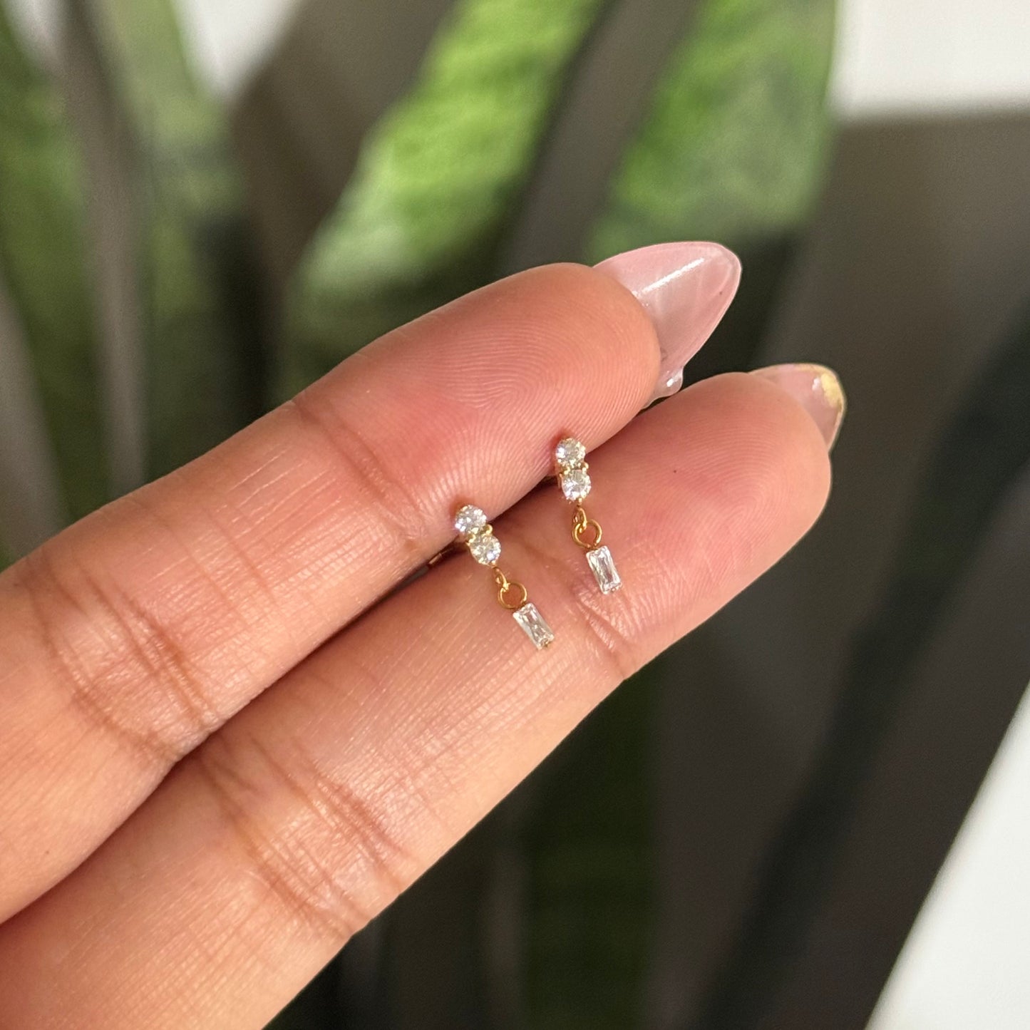 SIMONE STUDS