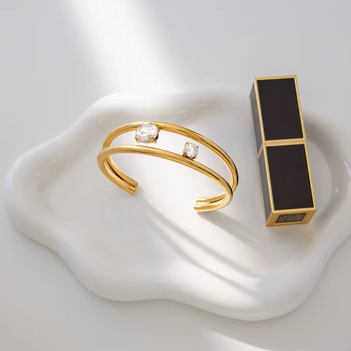 PENELOPE CUFF BRACELET