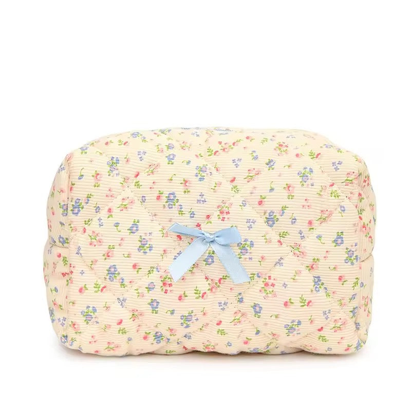 FLORAL POUCH