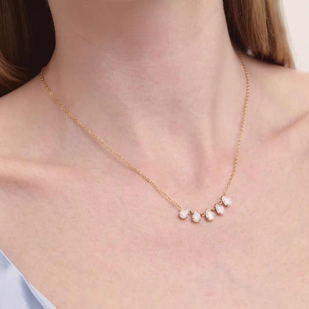ADELIA NECKLACE