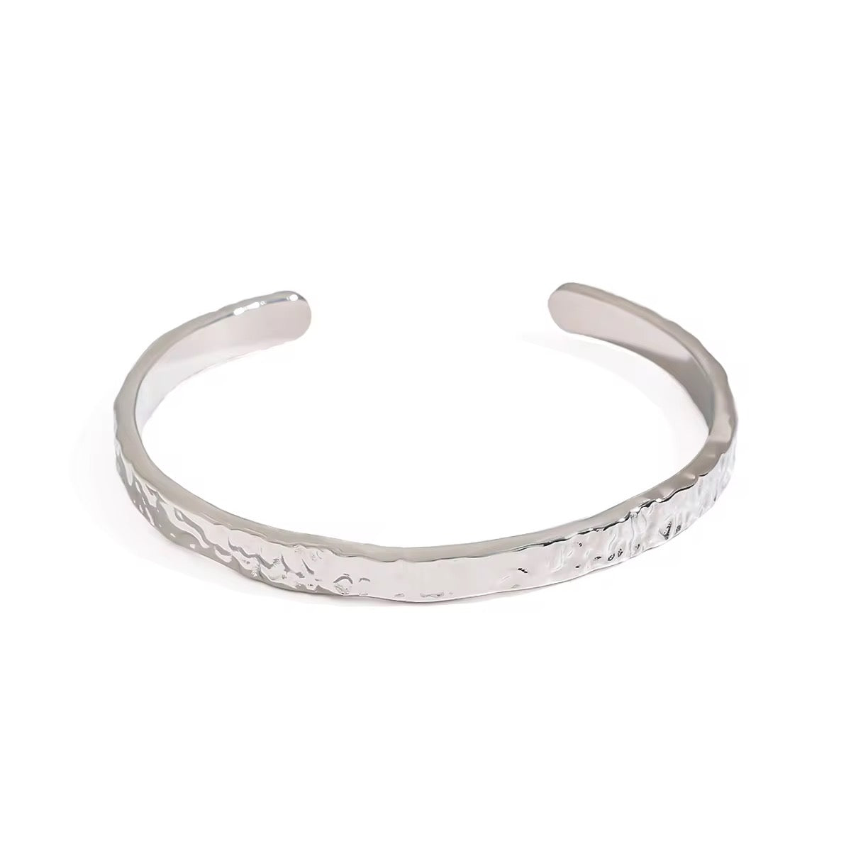 HAMMERED CUFF BRACELET