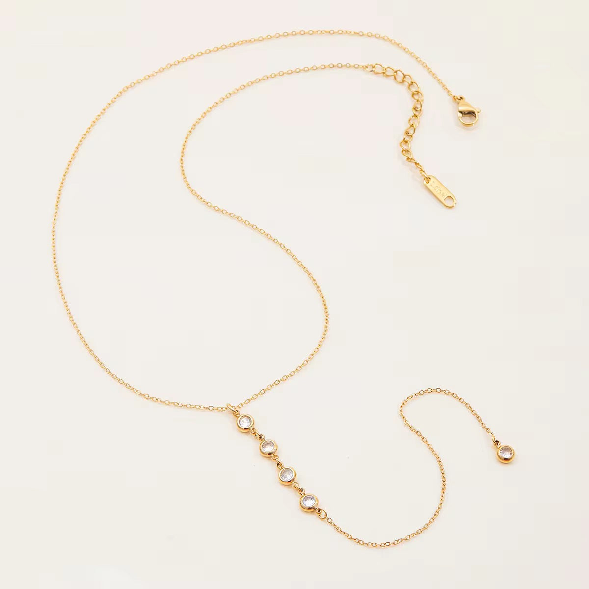 NOEL NECKLACE