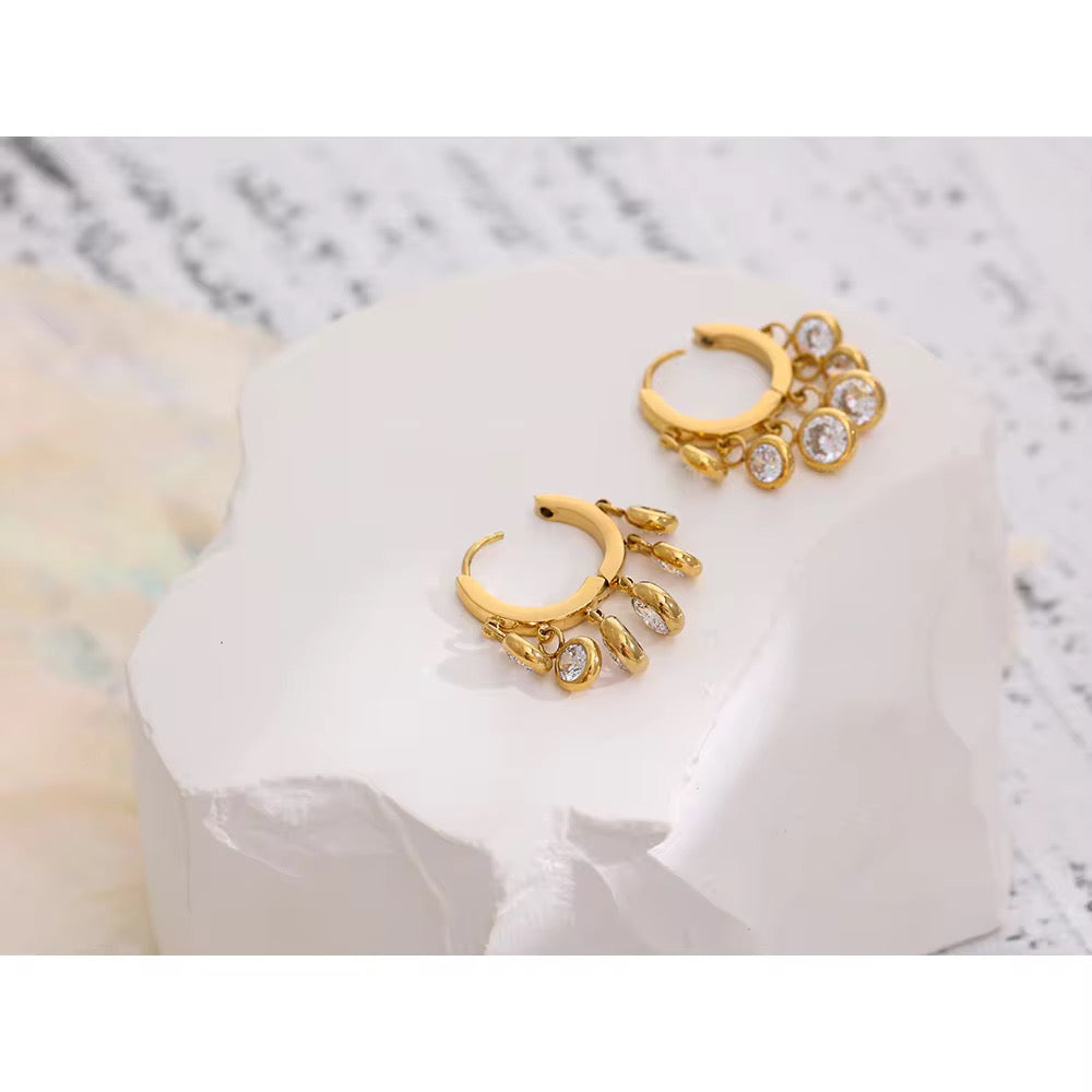 GOLDEN CASCADE HOOPS