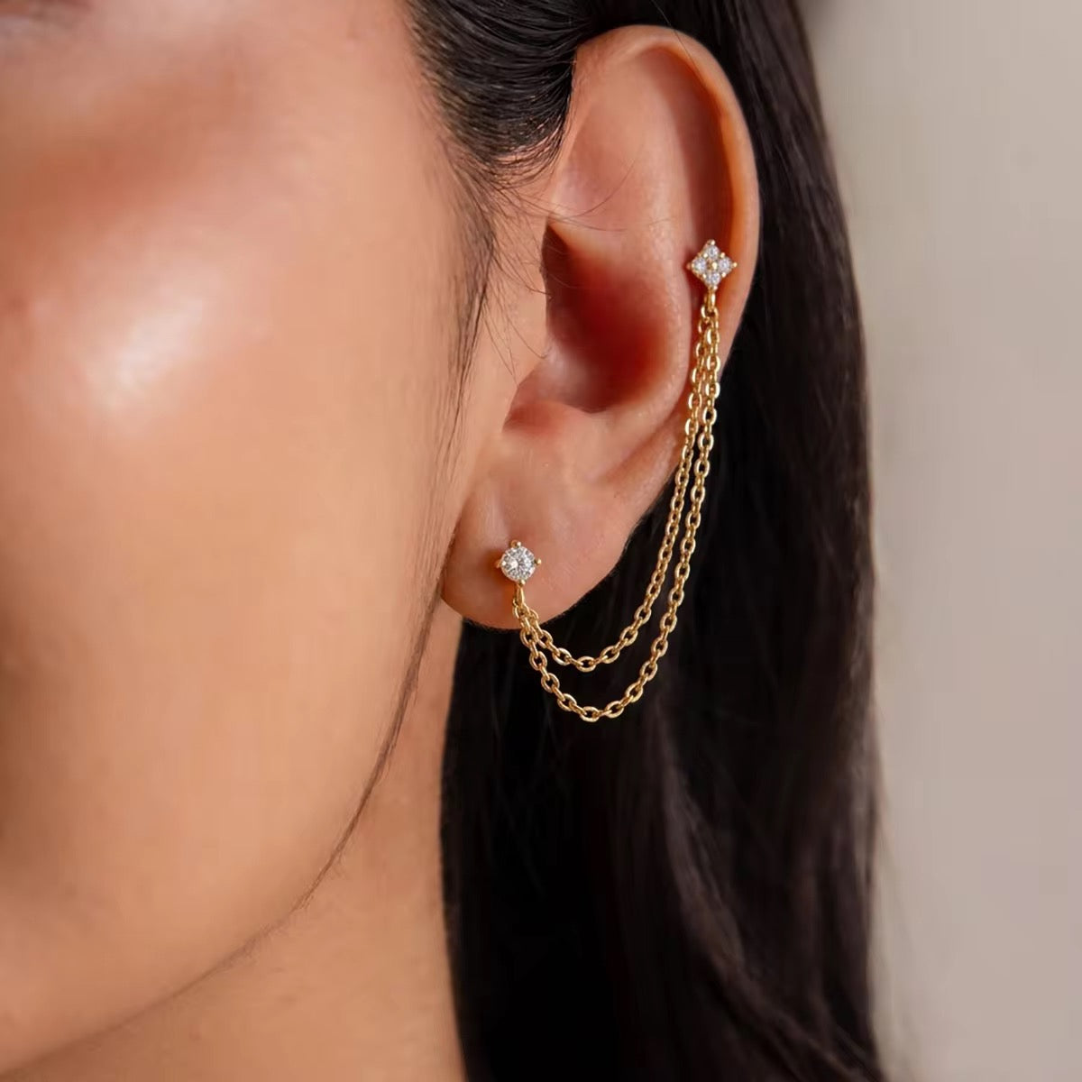 NOVELIA EARRINGS