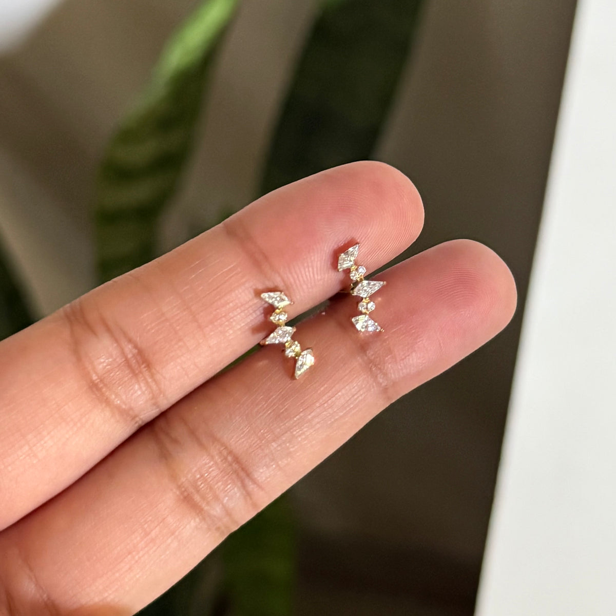 ERIS STUDS