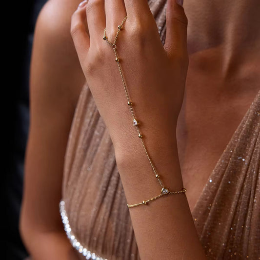 AMORE HANDCHAIN