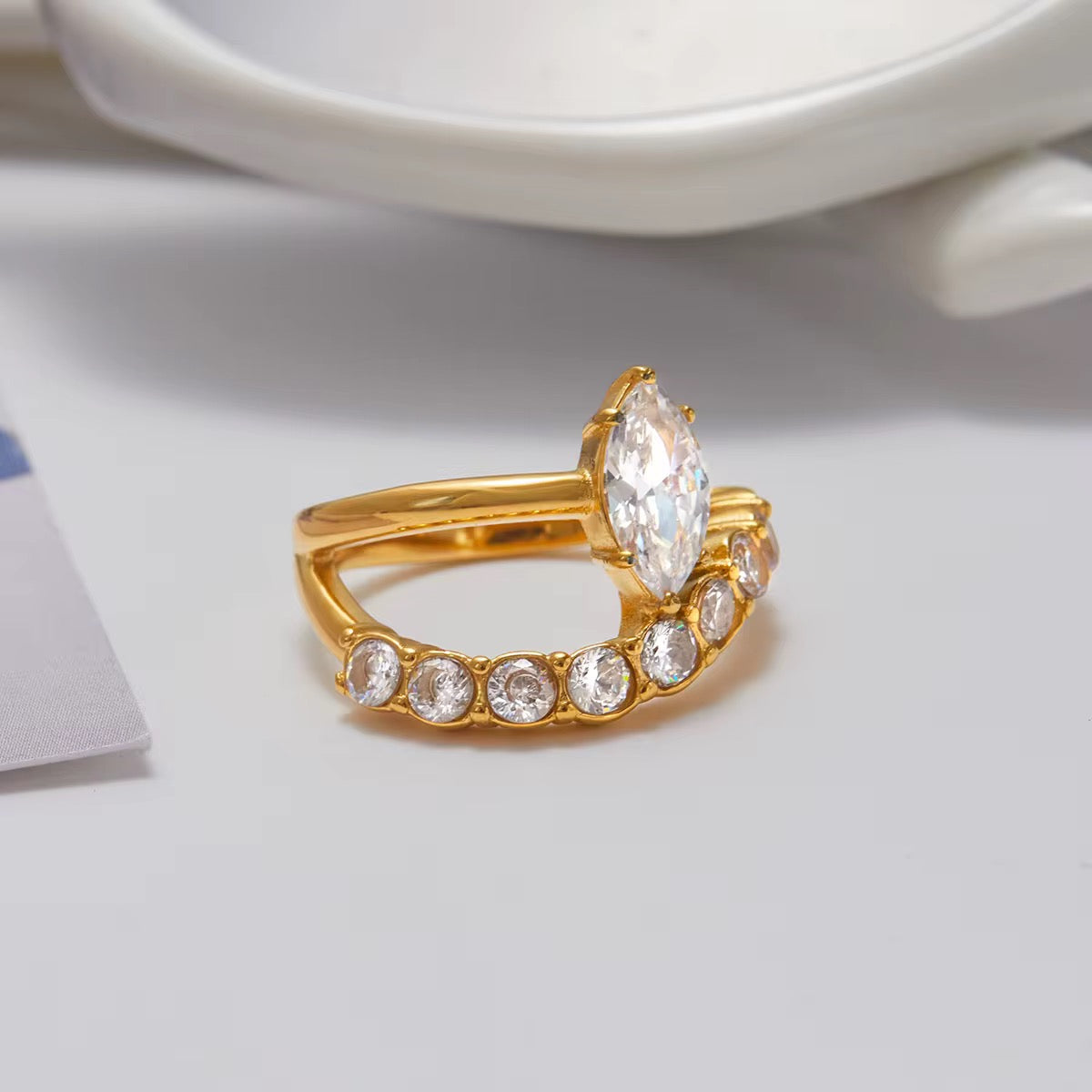 VEYRA RING