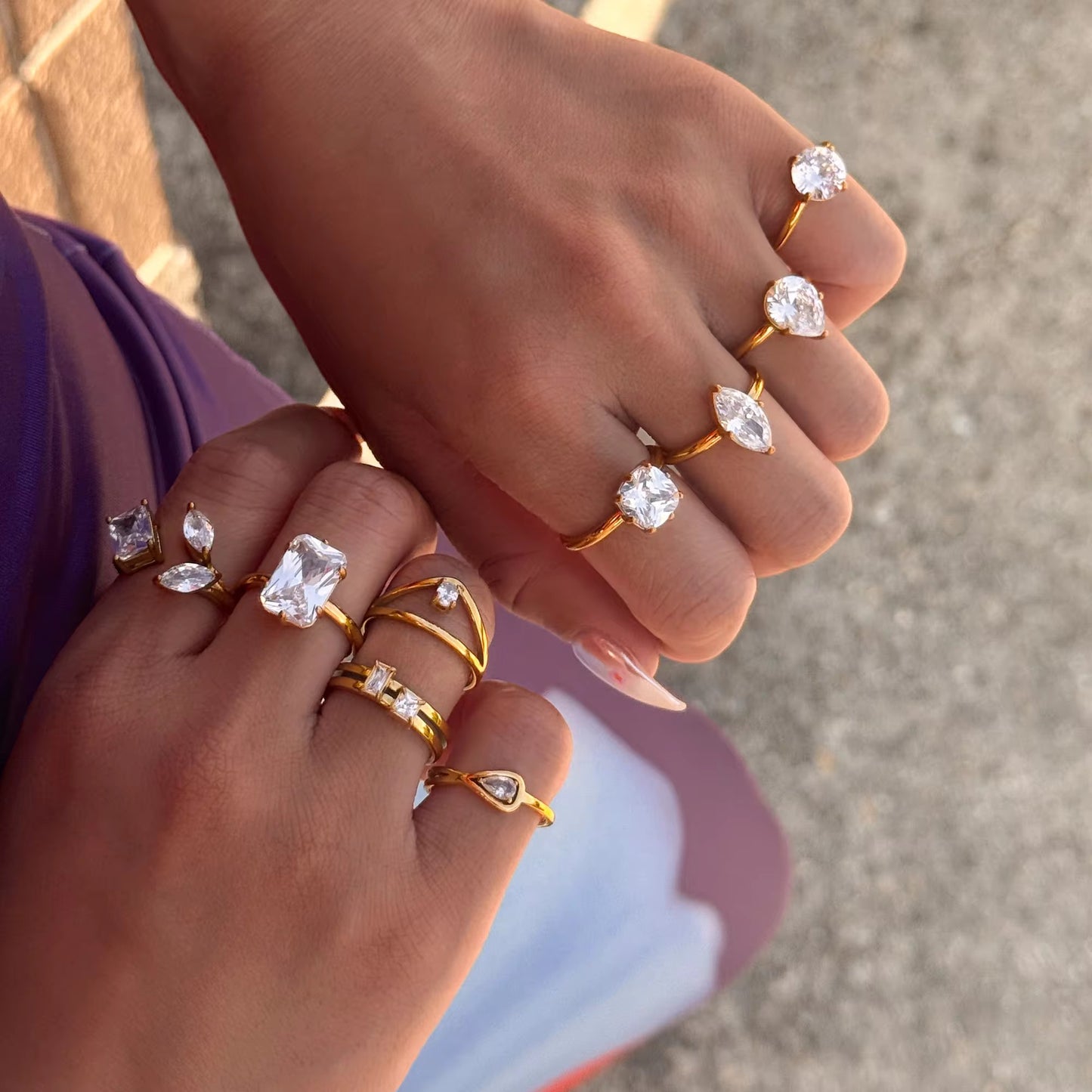 SOLARA RING( ROUND CUT)