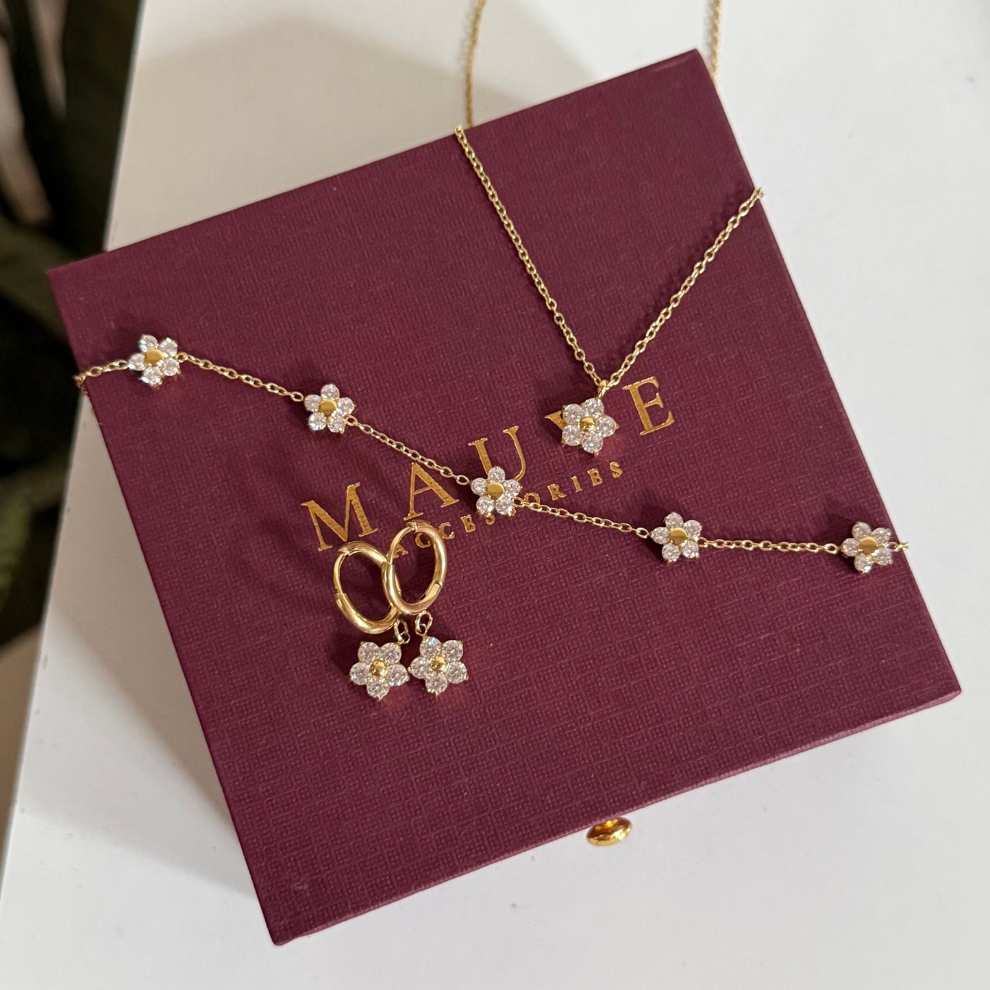 BLOSSOM SET ( WHITE)