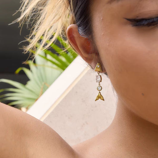 NEMO EARRINGS ( WHITE)