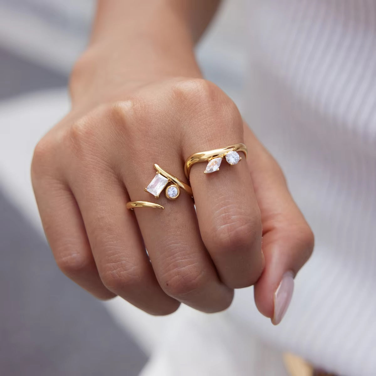 ADMIRE RING