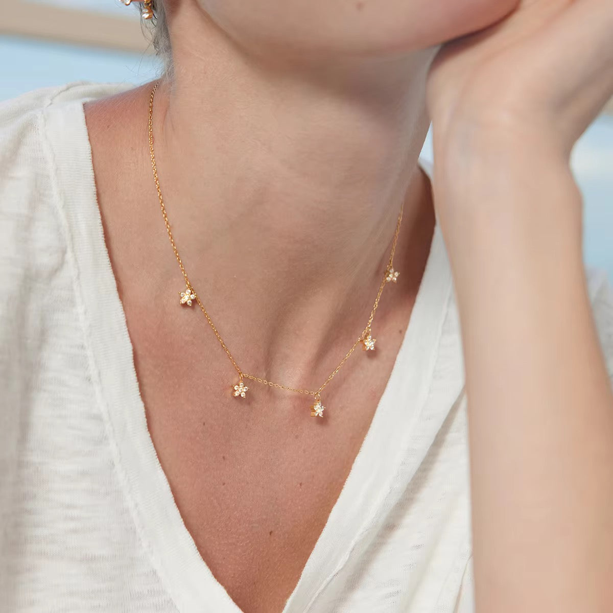 VEYNA NECKLACE