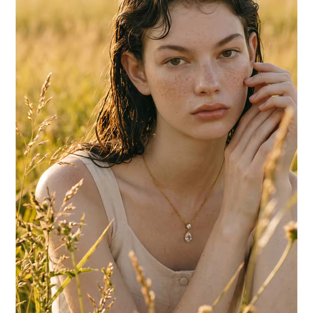 VESTA NECKLACE