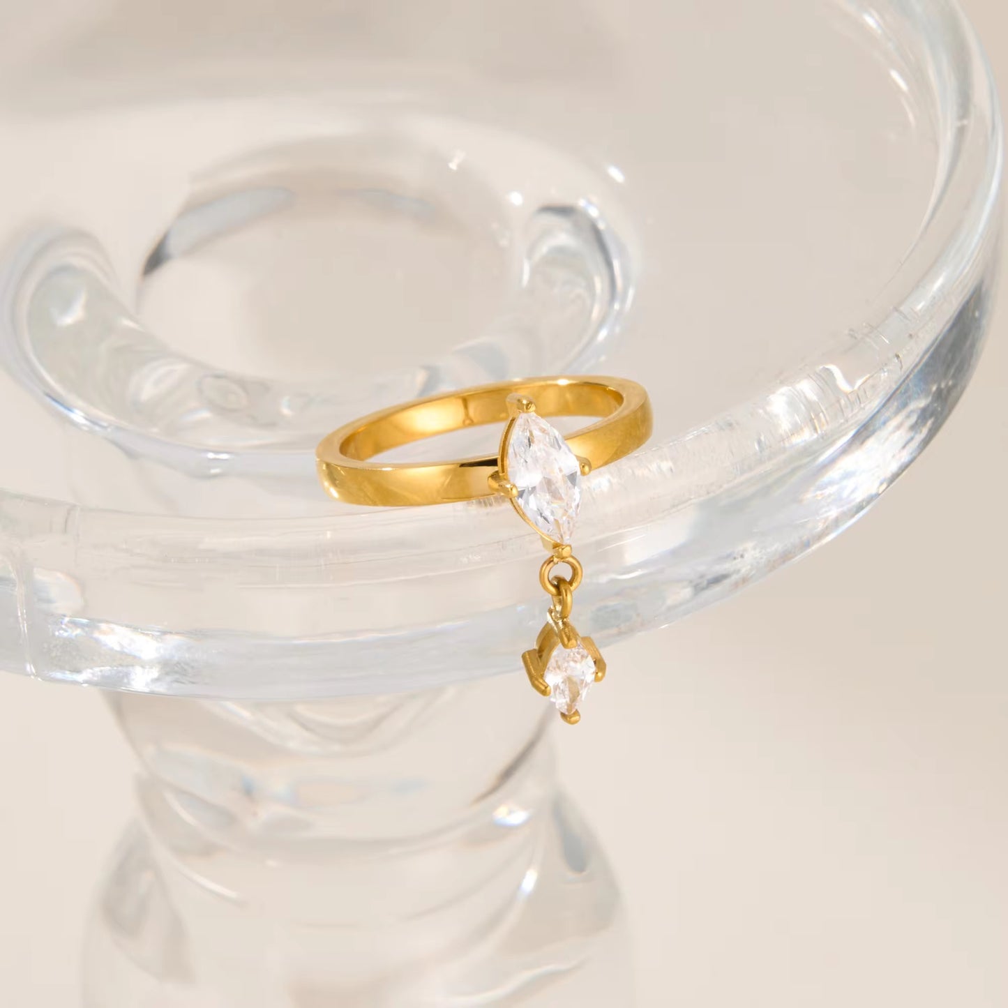 ELISE RING