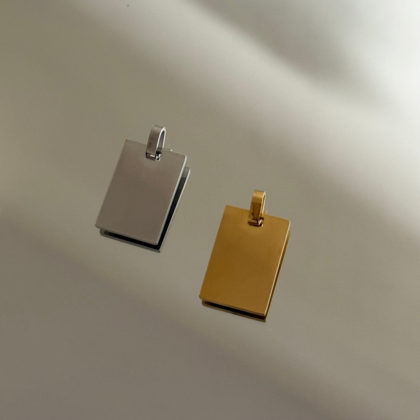 BAR ENGRAVABLE CHARM