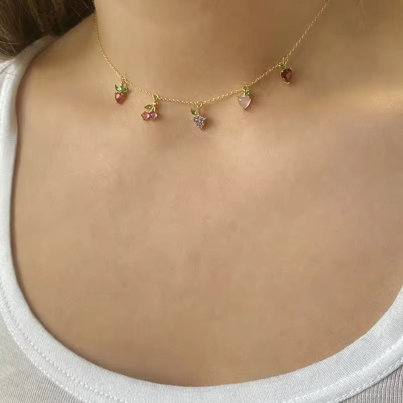 BERRY BLOOM NECKLACE