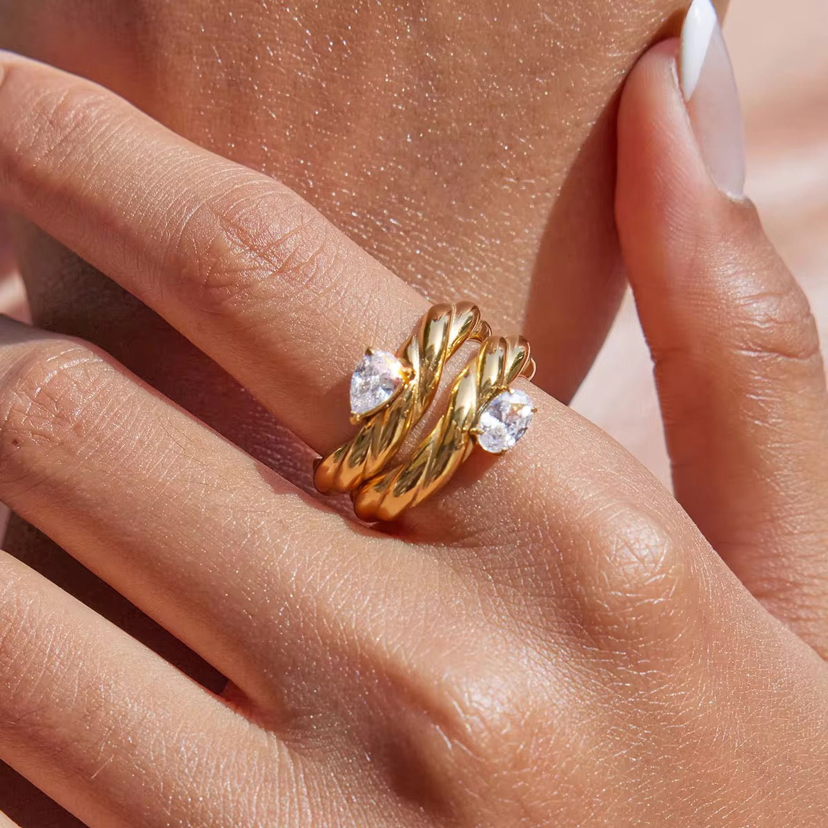 AMELIA RING