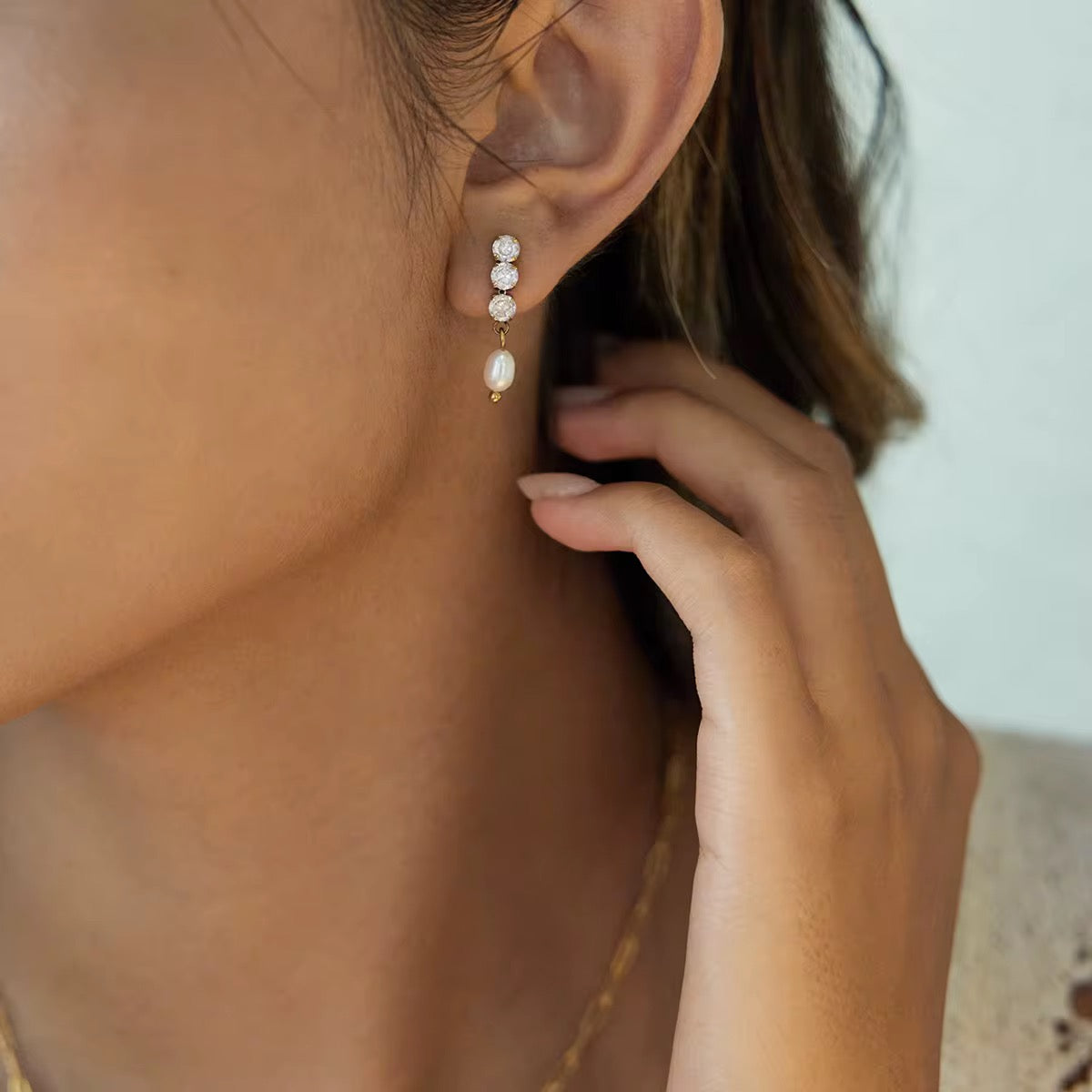 SERIS EARRINGS