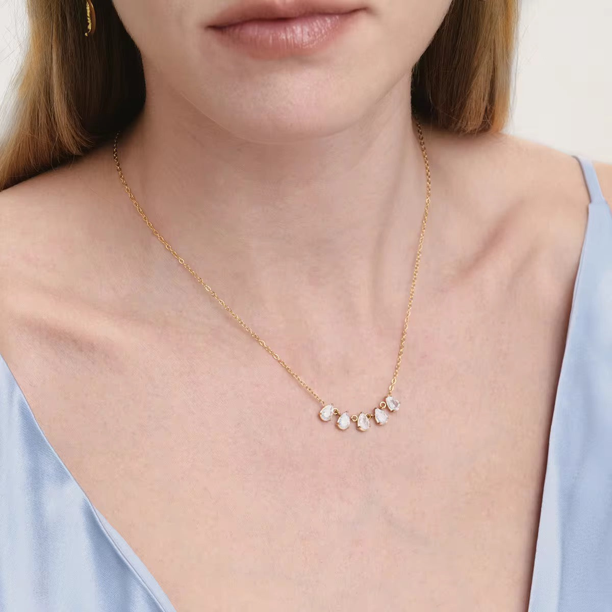 ADELIA NECKLACE