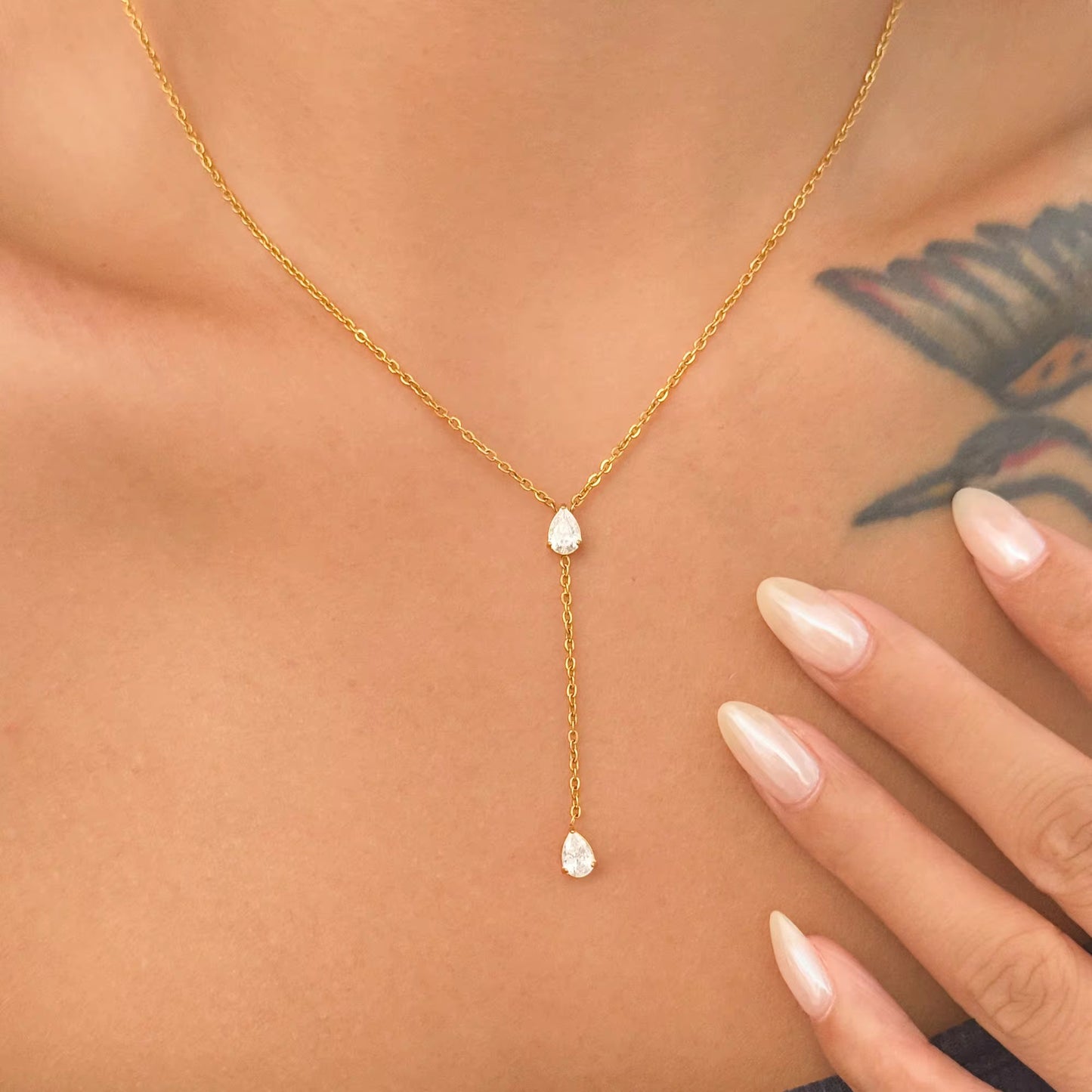 DROPLET NECKLACE