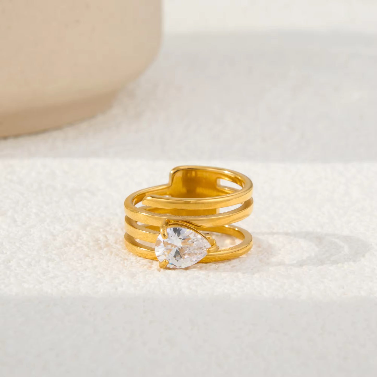 KEIRA RING