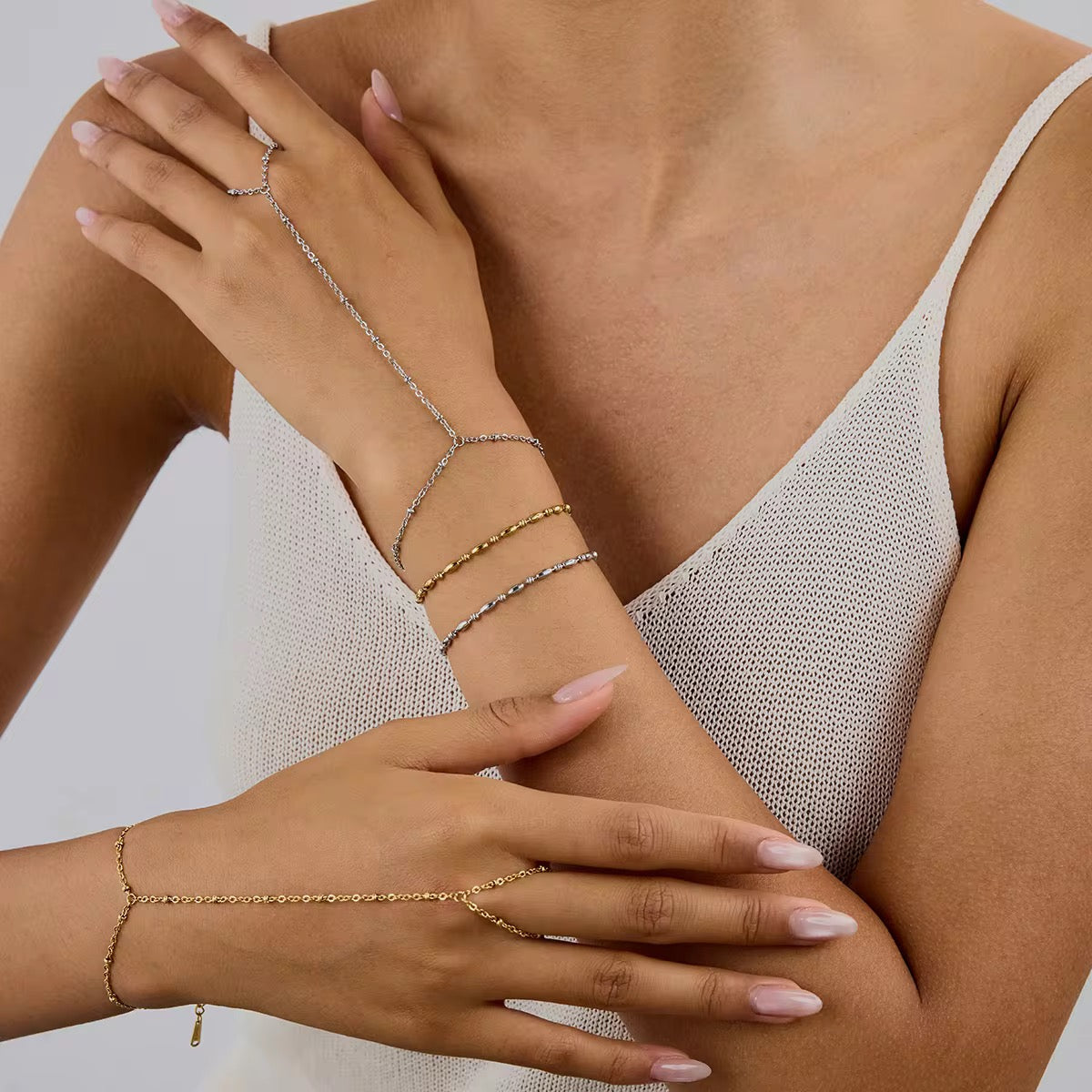 LUNA HANDCHAIN (SILVER)